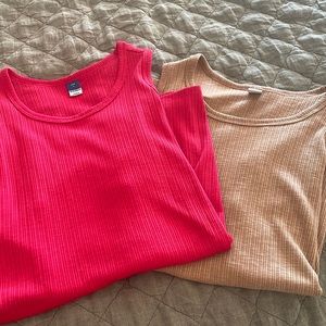 Old Navy 2 Luxe Ladies Tank Tops